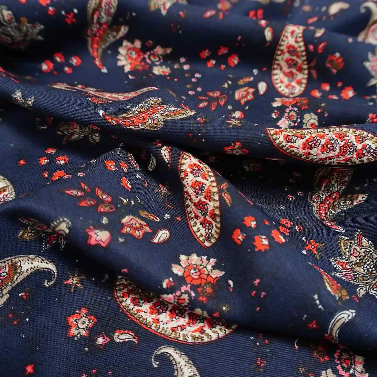 HEAVY WEIGHT PAISLEY FLORAL VISCOSE TWILL ON NAVY -RB/.PRICED PER METE ...